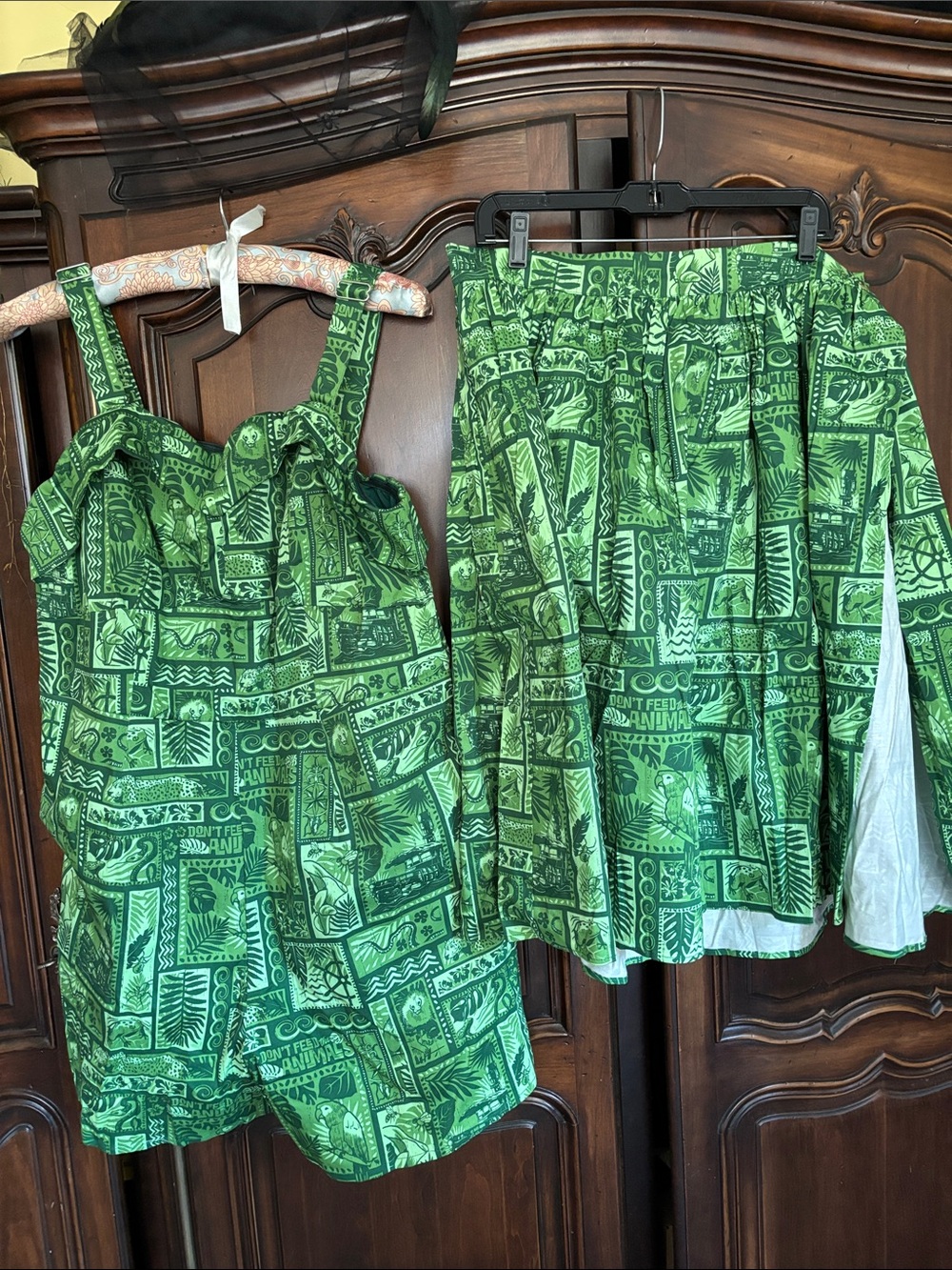 Disneyland jungle Cruise jumper, and skirt 2X